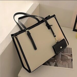 Brand new cream tan tote bag spacious medium large shoulder purse 14 x 10 x 4 in